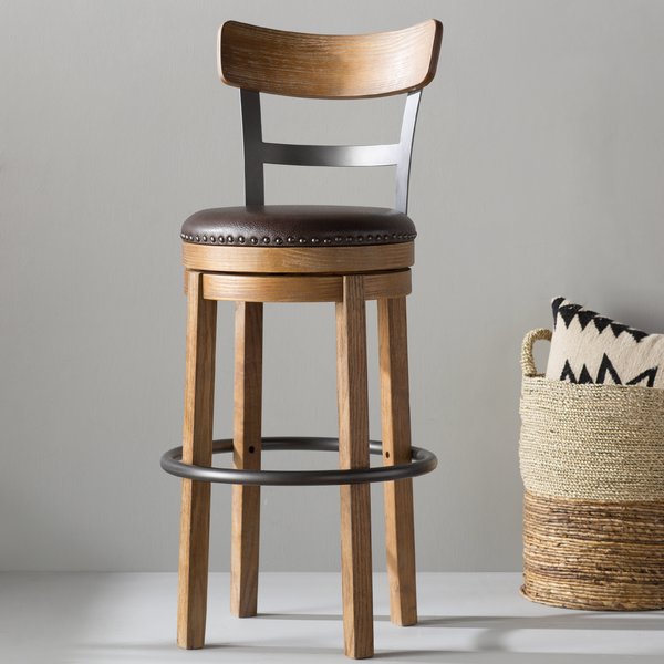 Bar stools for cozy hours – simply
  comfortable!