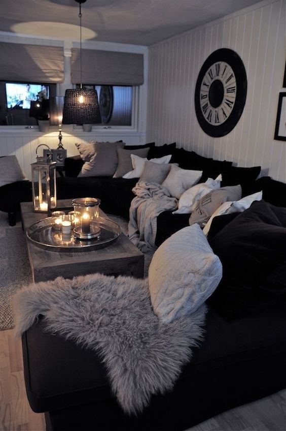 Black Living Room Ideas 4