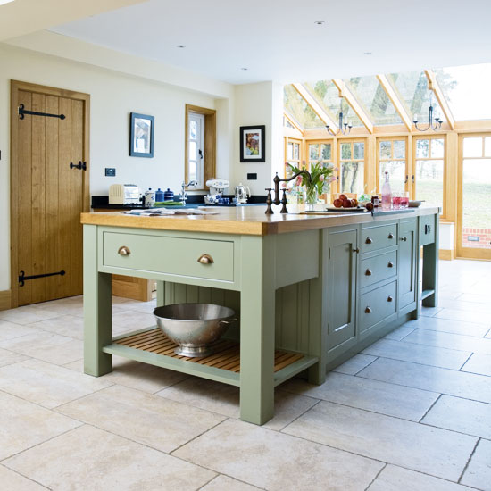 Take a tour around a painted country-style kitchen | Ideal Home