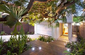 15 Modern Gardens to Extend Your Modern Home's Look | Home Design Lover