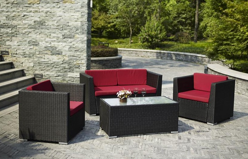 Poly rattan – The alternative to natural
  rattan