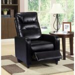 Guide TV armchair
