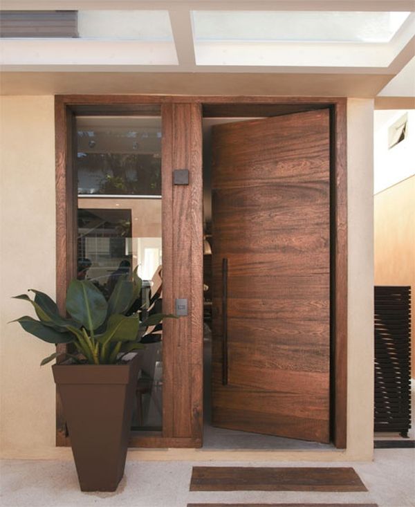 Metallic Or Wooden Front Door? Which One Do You Prefer?