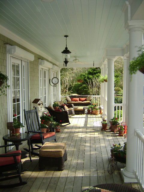 Amazing Green Porch Design 2