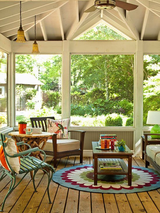 Amazing Green Porch Design 7