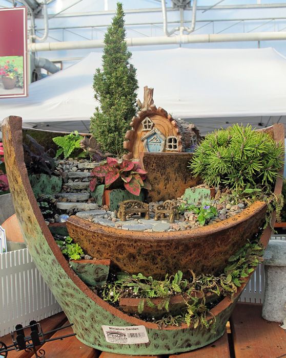 17 of The Coolest DIY Fairy Garden Ideas For Small Backyards | Fairy