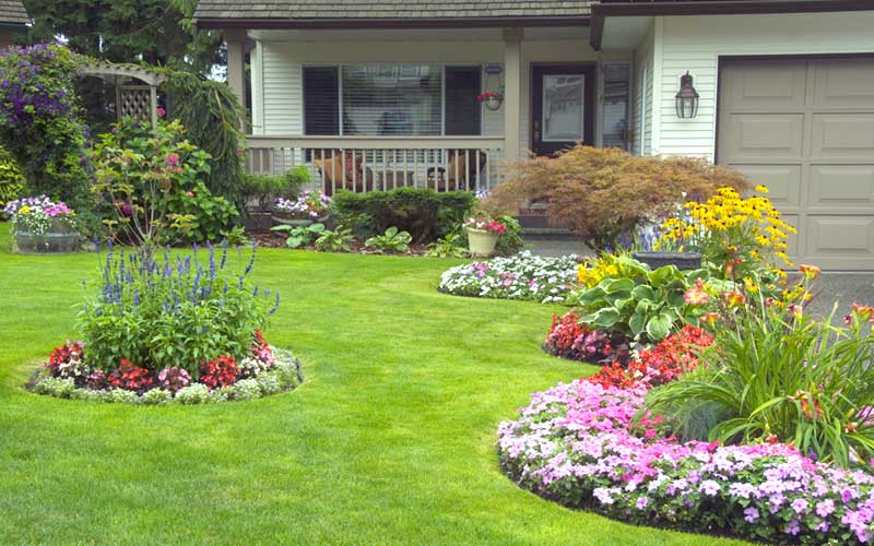 15 Landscaping Ideas for Front Yards - Garden Lovers Club