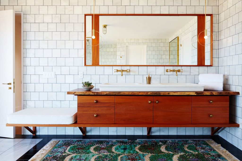 Beautiful Stone Backsplash Bathroom Design Ideas 6