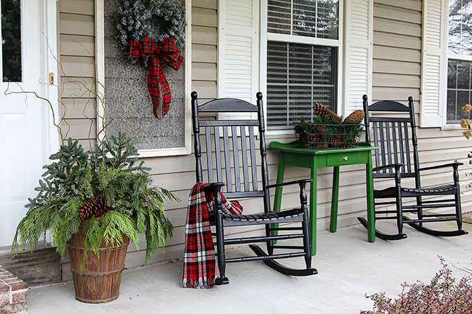 Christmas Porch Decorations - House of Hawthornes