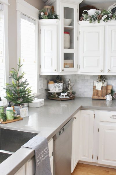 Christmas Kitchen Decorating Ideas - Clean and Scentsible