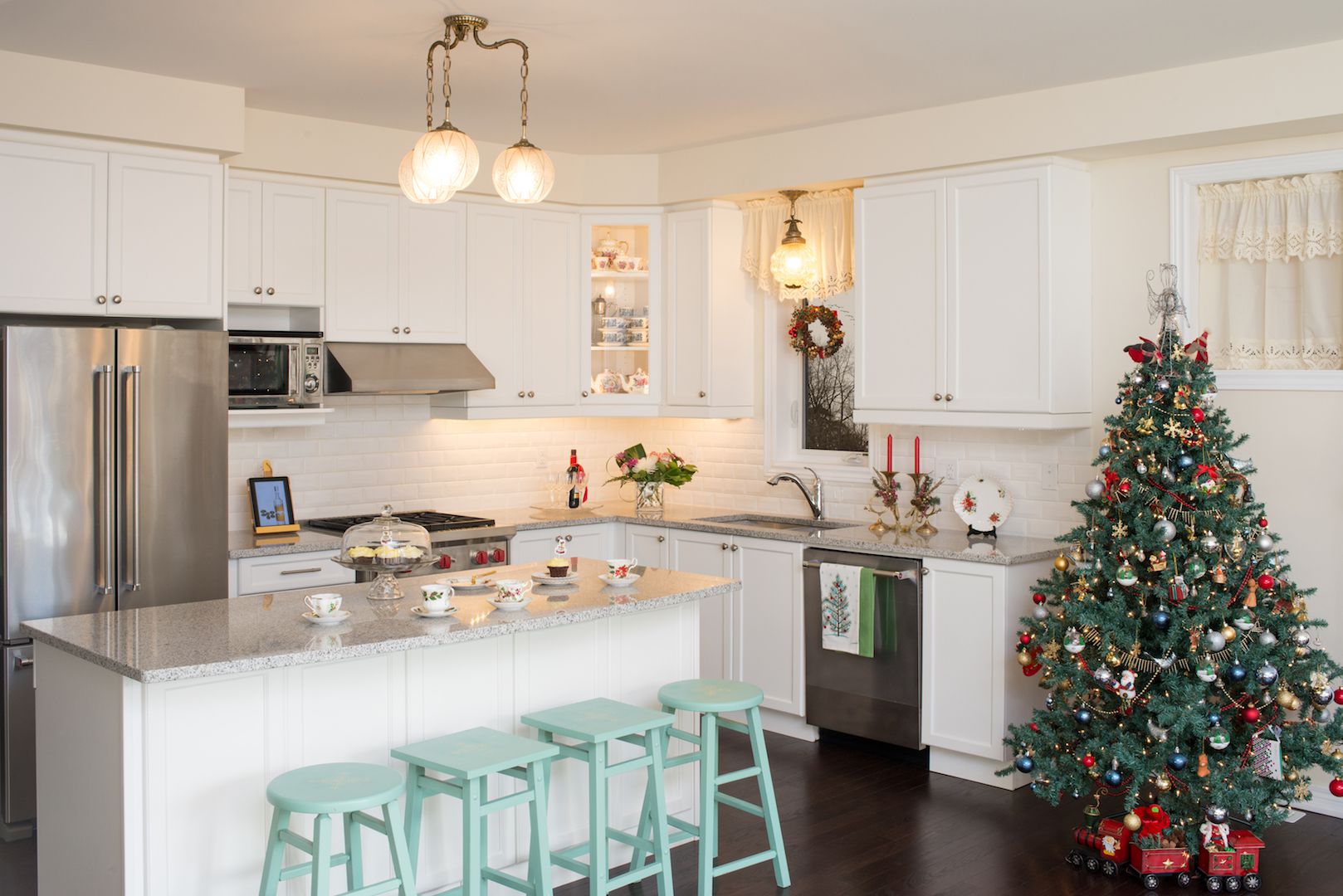 Christmas Kitchen Decor Ideas Savillefurniture