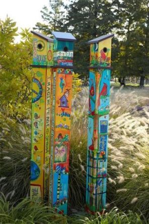 25 Colorful Peace Poles Design Ideas for Your Garden | Peace poles