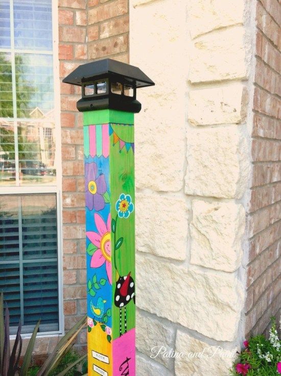 42 Colorful Peace Poles Design Ideas For Your Garden | Garden totems