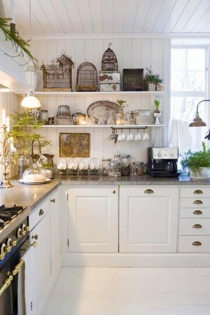 35 Cozy And Chic Farmhouse Kitchen Décor Ideas - DigsDigs