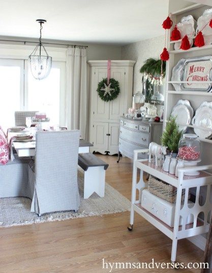 47 Cool Dreamy Christmas Living Room Decor Ideas | Home Decor