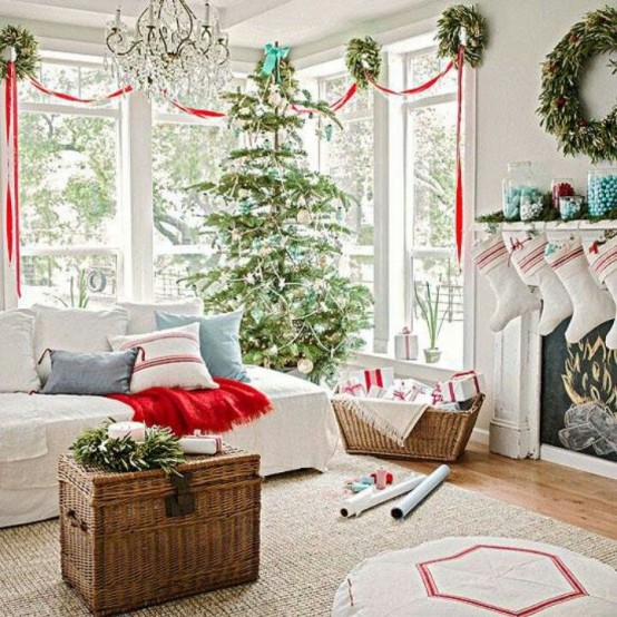 Cool Dreamy Christmas Living Room Decor Ideas 2