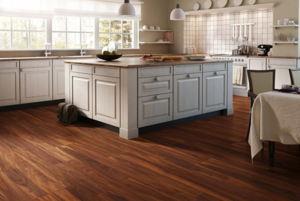 Examples Of Wood Laminate Flooring For Kitchen Ideas 9