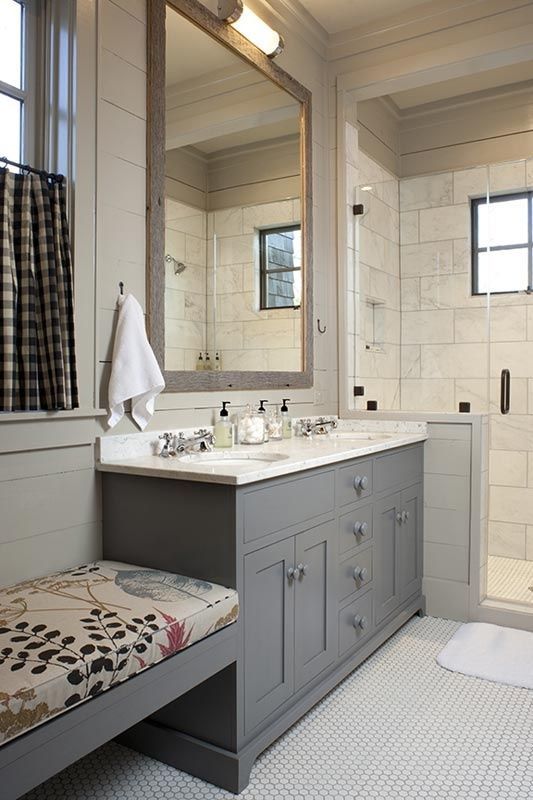 62 Cozy And Relaxing Farmhouse Bathroom Designs - DigsDigs