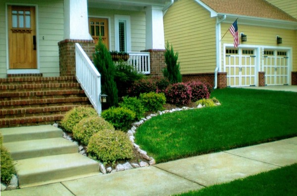 100 Landscaping Ideas for Front Yards and Backyards