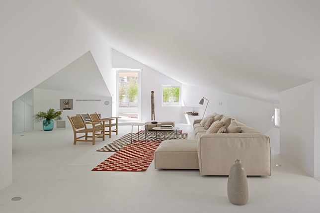 Minimalist Home Interior Design 9