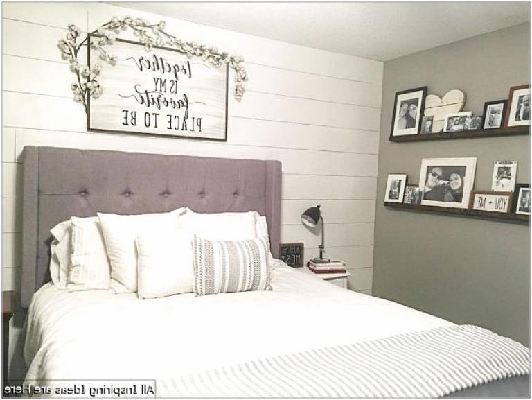 35 Incredible Modern Farmhouse Bedroom Decor Ideas - Acarnania Decor