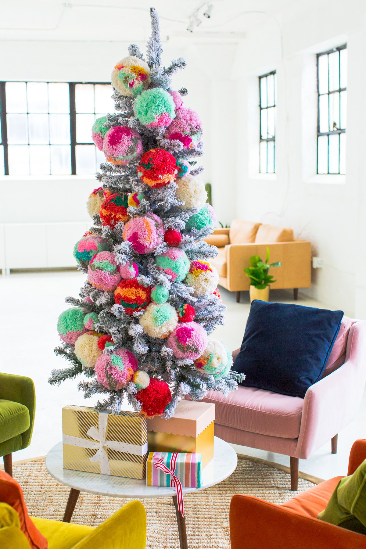 50 Christmas Tree Decoration Ideas - Pictures of Beautiful Christmas