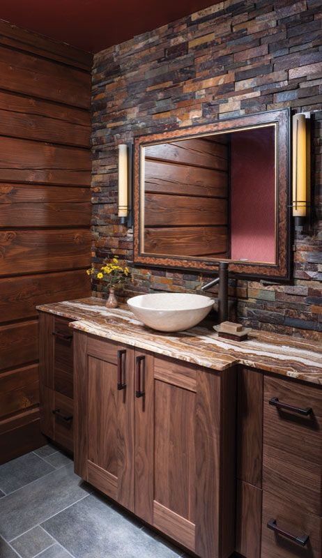 Rustic Small Bathroom Wood Decor Design 4