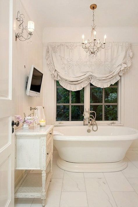 Shabby Chic Bathroom Decor Ideas