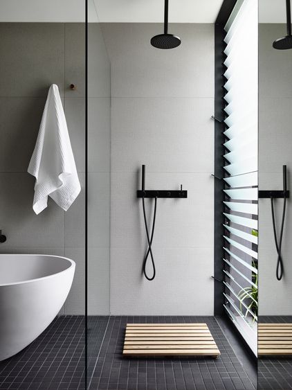 Bathroom Trends: Maximizing Impact With Minimalist Design