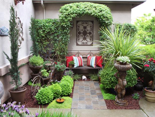 Small Courtyard Garden Design Savillefurniture