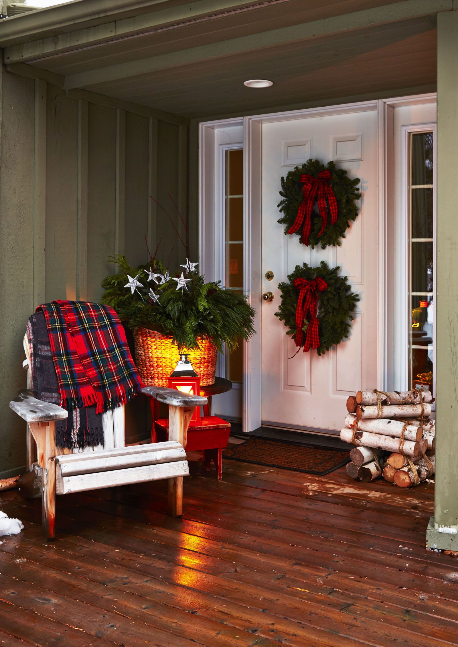 50 Best Outdoor Christmas Decorations - Christmas Yard Decorating Ideas