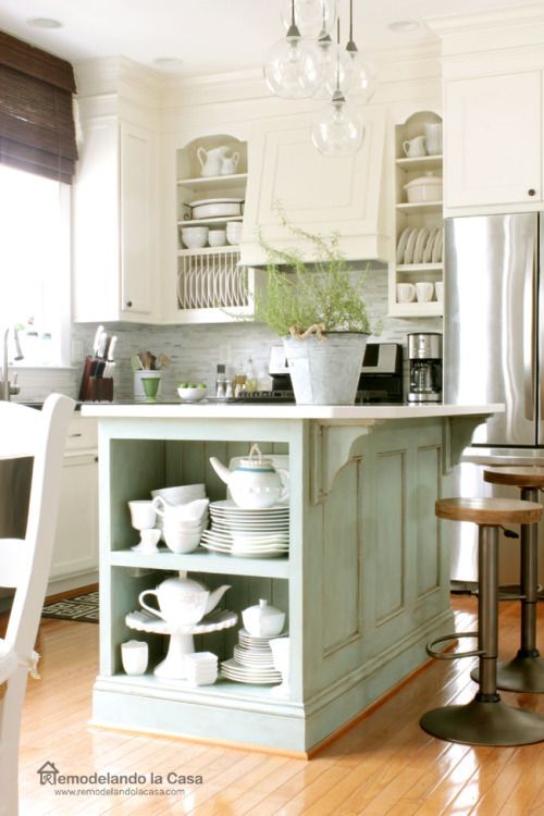 Vintage Farmhouse Style Kitchen Island