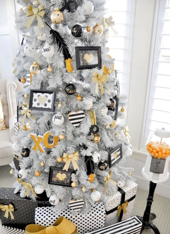 White Christmas Tree Decor Ideas 3