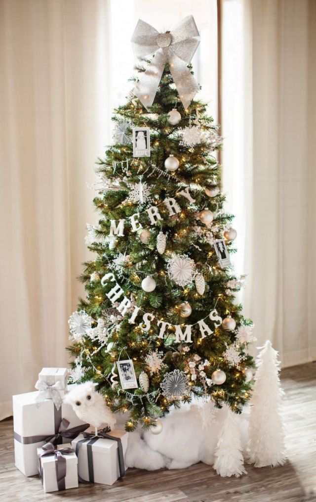 White Christmas Tree Decor Ideas 5