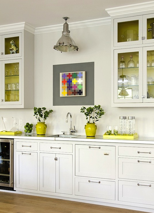 54 White Kitchen With Yellow Accents, The Glam Pad: 25 Classic White