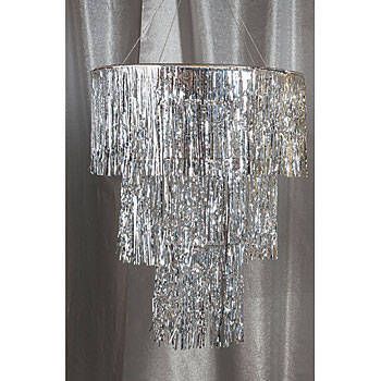 Chandeliers in silver for shimmering