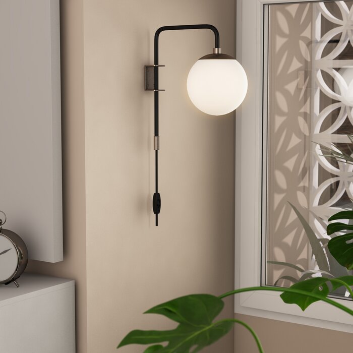 Has well diffused light two bright wall lamps