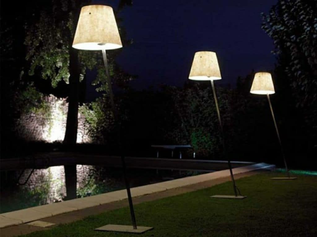 Outdoor lighting furnishings