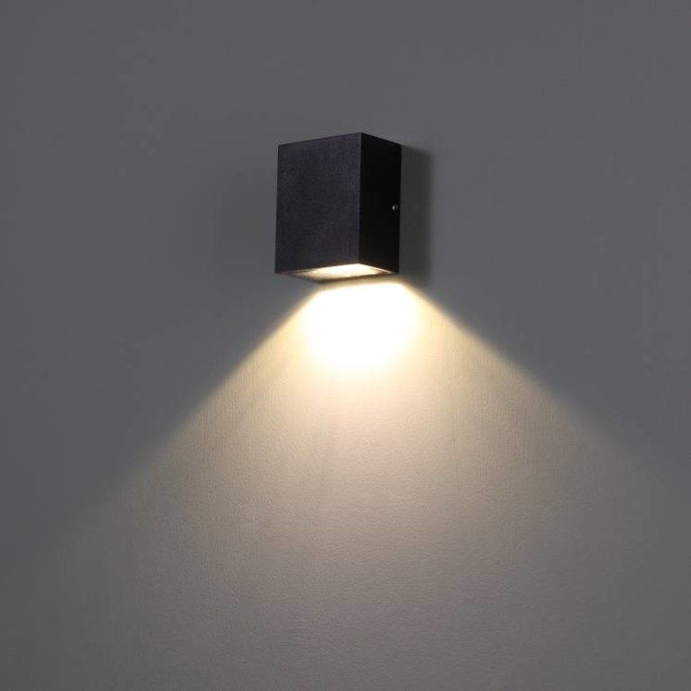 Outdoor wall lights