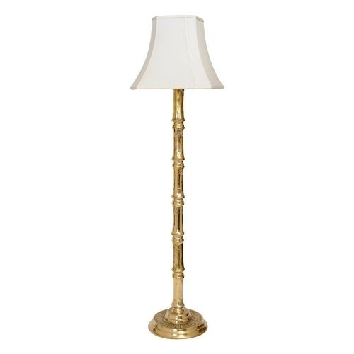 Vintage look with the floor lamps in
  brass