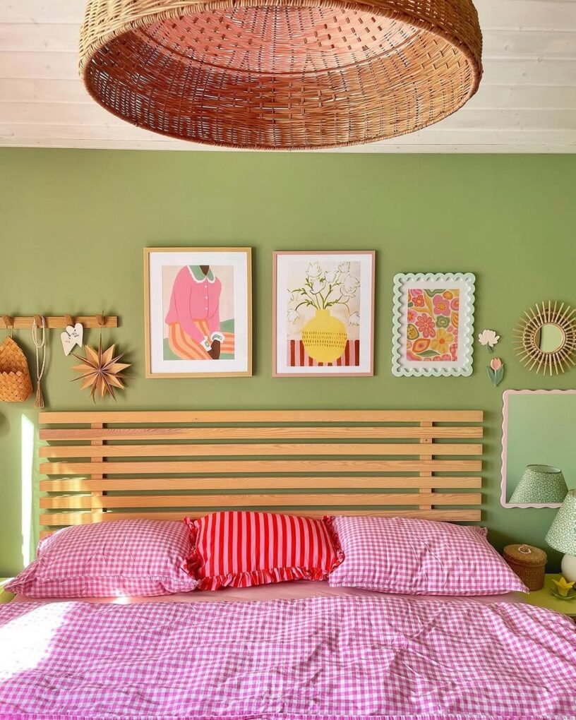 Grandmillennial bedroom